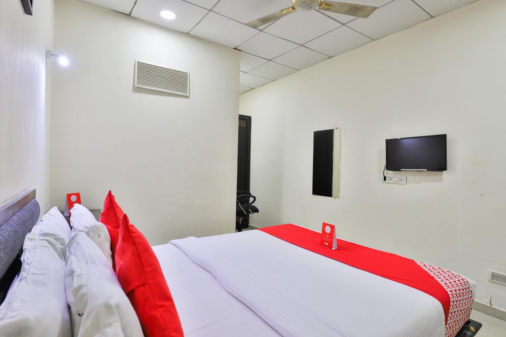 Hotel O Lotus Residency Daman Extérieur photo