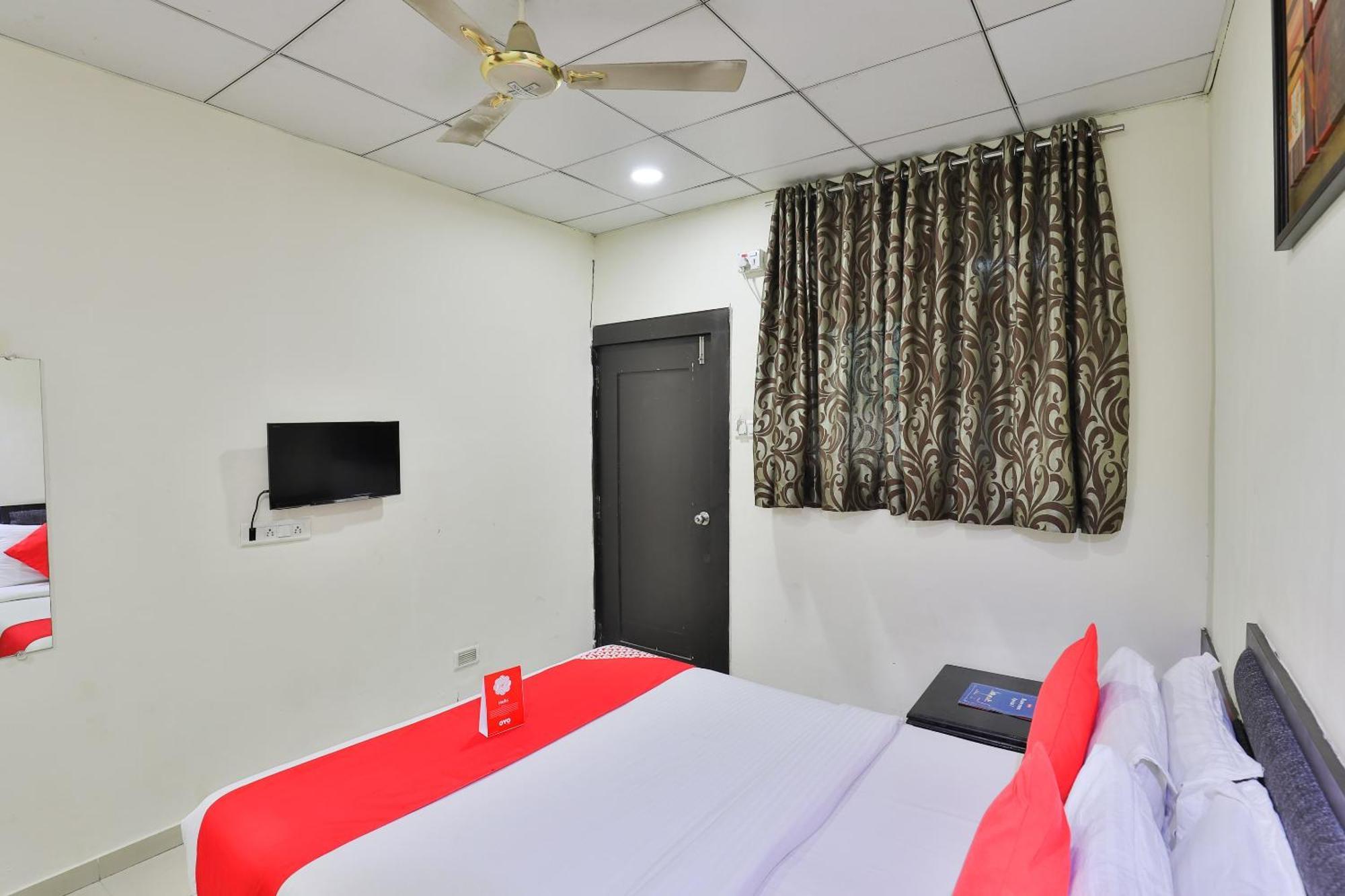 Hotel O Lotus Residency Daman Extérieur photo